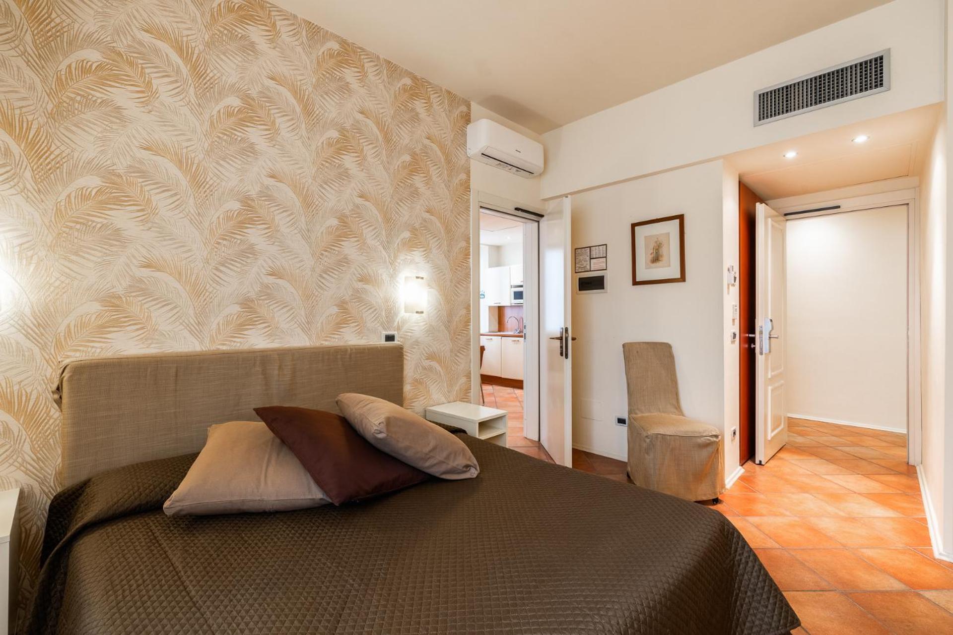 Residence Villa Firenze Alassio Bagian luar foto