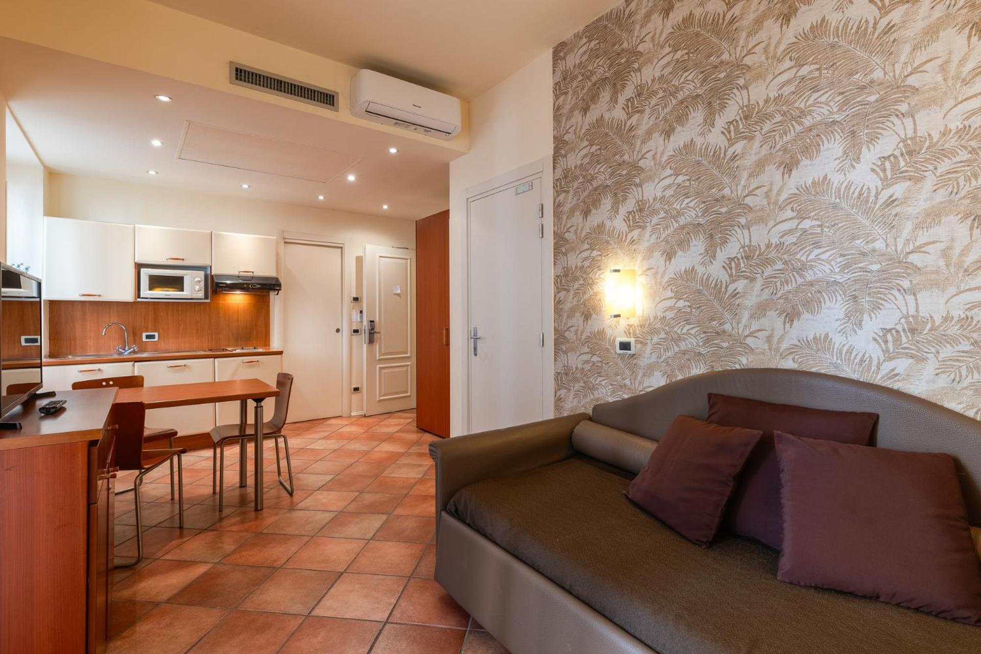 Residence Villa Firenze Alassio Bagian luar foto