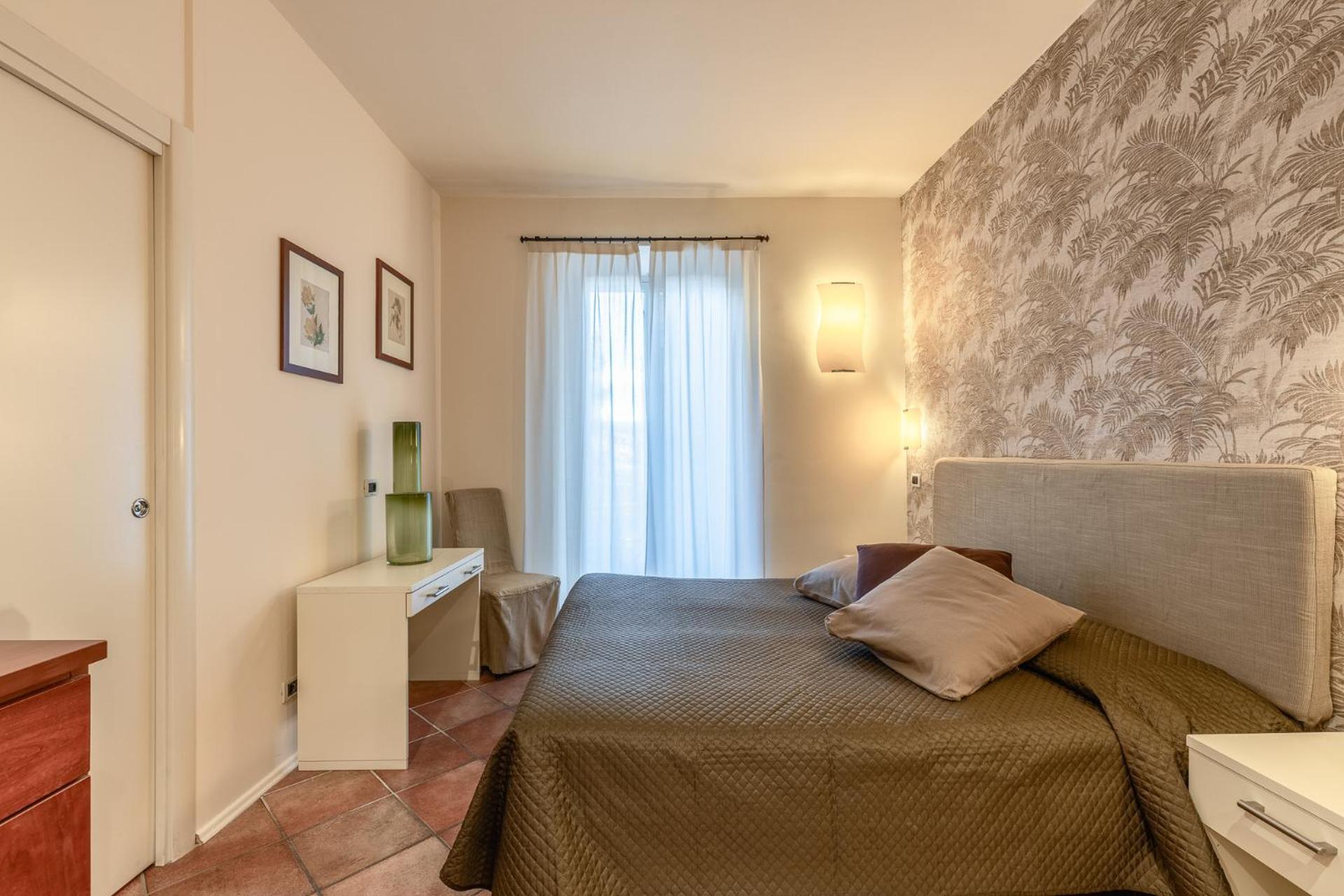 Residence Villa Firenze Alassio Bagian luar foto